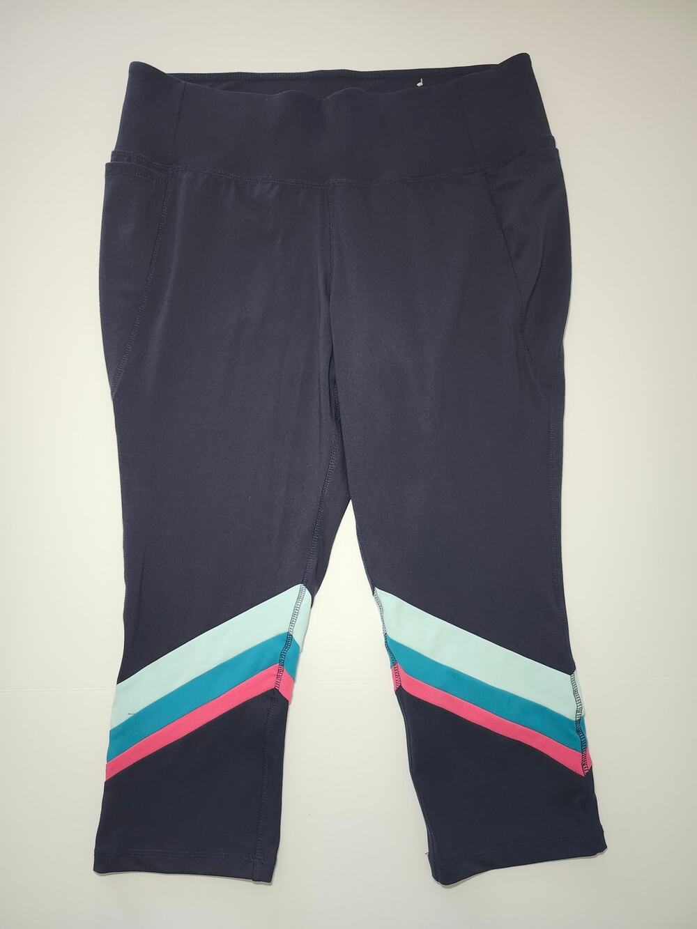 LIVI Wicking Capri Legging Navy 18/20 Plus Spandex Athletic  Colorblock Women’s